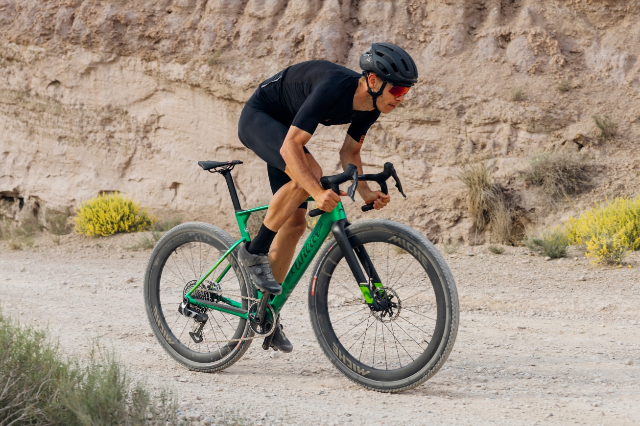 Zrozen pro závod, připraven na dobrodružství: nový RAVE SLR ID2